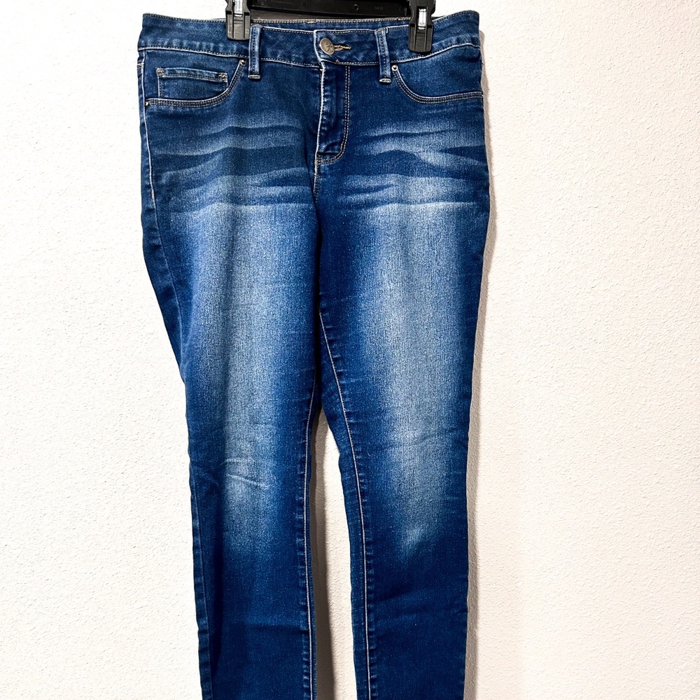 Royalty Skinny Jeans Medium Blue Wash Stretch High Waist Women's 10 EUC